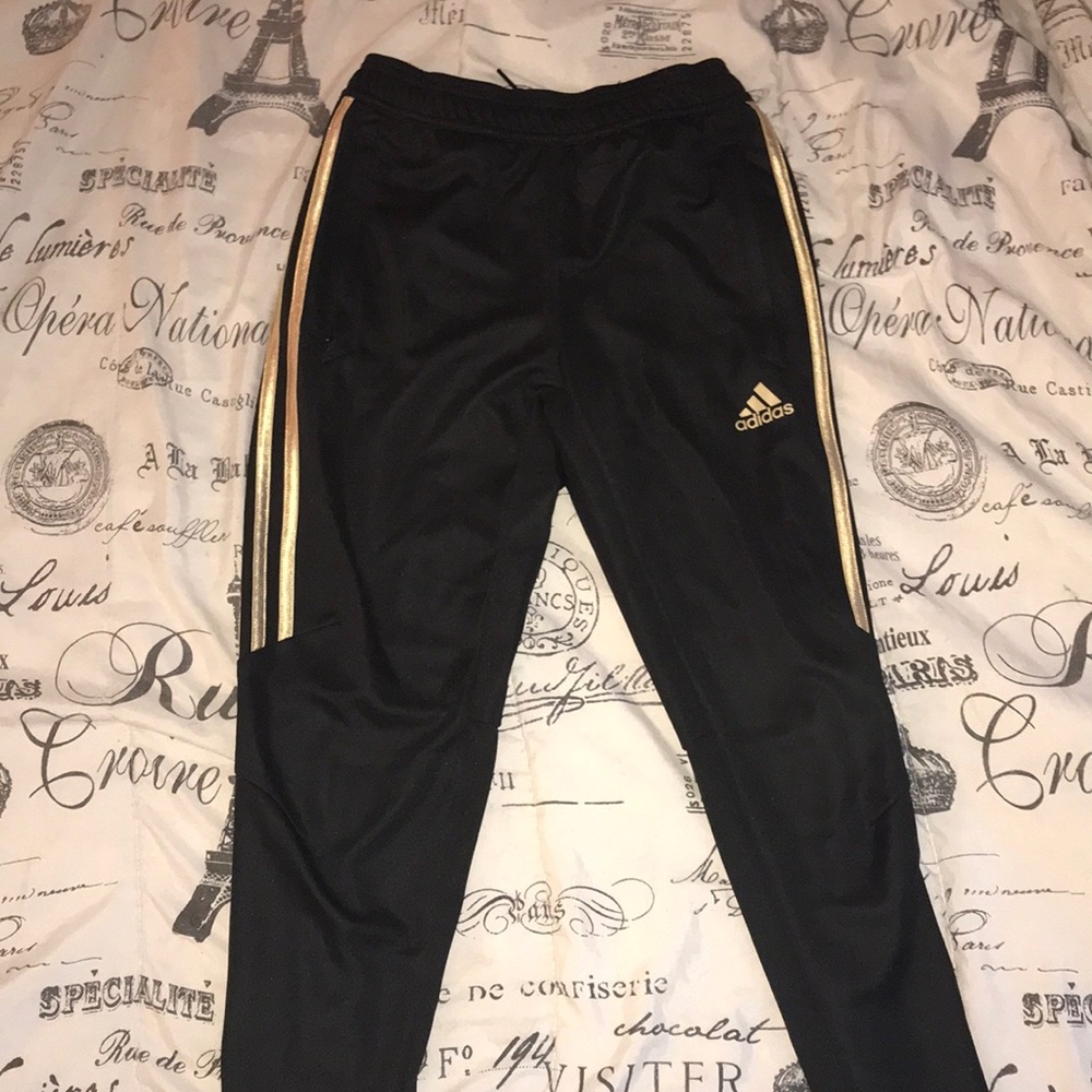 Adidas sweatpants